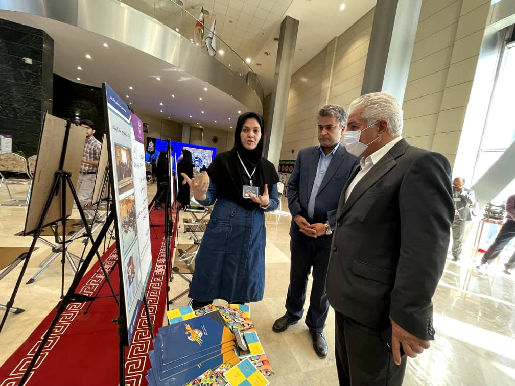 نمایشگاه دستاوردهای شرکت های دانش بنیان و فناور پارک علم و فناوری کرمانشاه-3