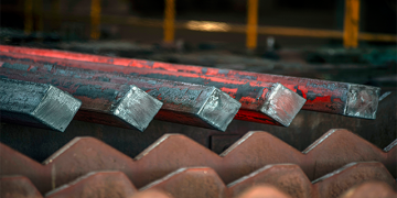 کاهش شدید واردات فولاد در سال ۲۰۲۵ 