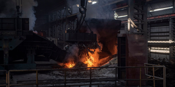 تولید بیش از ۱.۶ میلیارد تن فولاد در ۱۱ ماهه نخست ۲۰۲۵