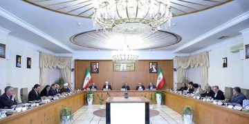 جلسه بررسی تأمین برق صنایع و کاهش محدودیت برق فولاد